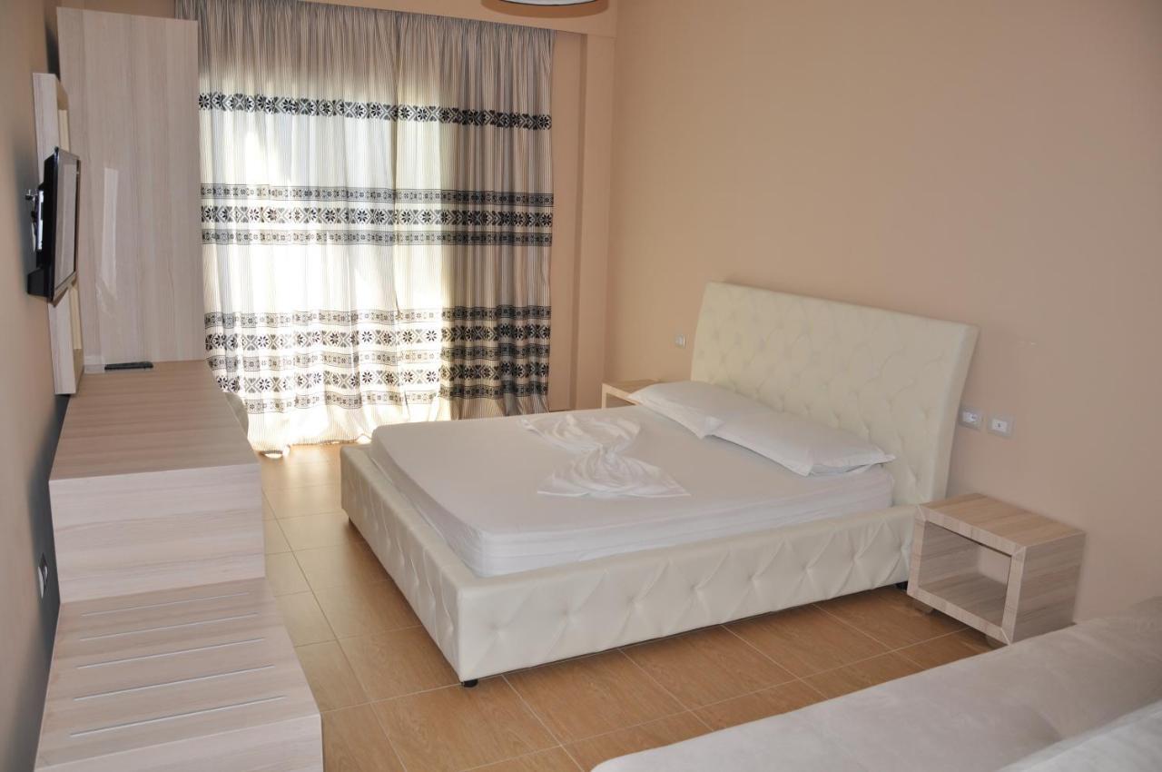 Coral & Hotel Radhimë